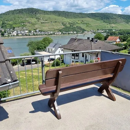 Charmante In Rheindiebach 아파트 *